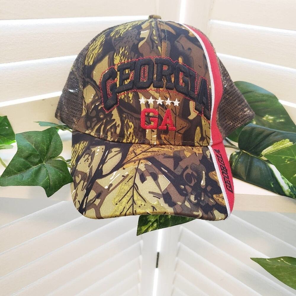 GEORGIA BULLDOG ADJUSTABLE CAMO HAT ONE SIZE FITS ALL